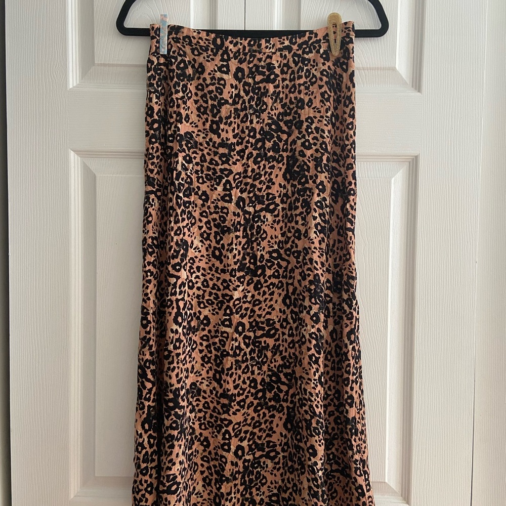 Wilfred animal print skirt size small
